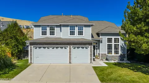 3201 Green River Dr, Reno, NV 89503