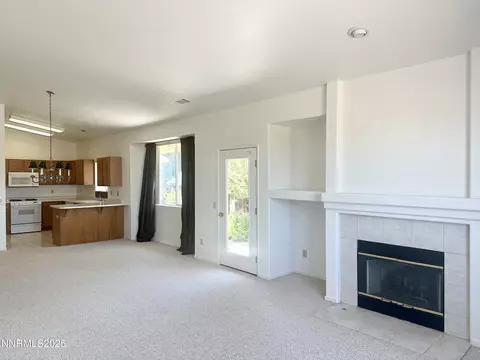 Living - 1171 White Oak Loop, Minden, NV 89423 photo 3 of 3