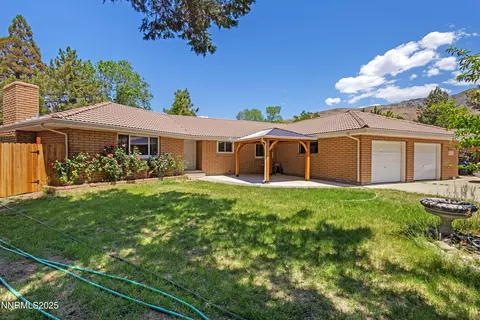 2196 Pebble Beach Dr, Reno, NV 89502
