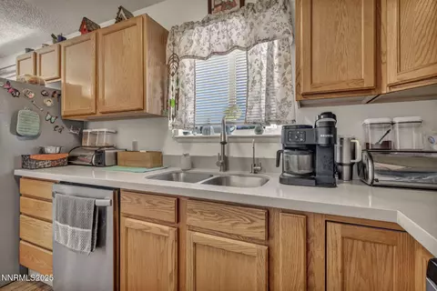 Kitchen - 1041 Roberta Ct, Fallon, NV 89406 photo 1 of 1
