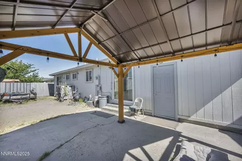 Exterior - 1041 Roberta Ct, Fallon, NV 89406 photo 2 of 2