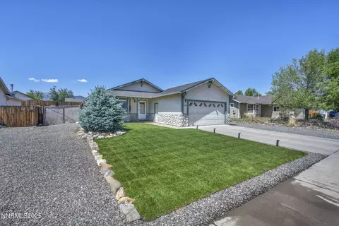 1416 Sally Ln, Gardnerville, NV 89460