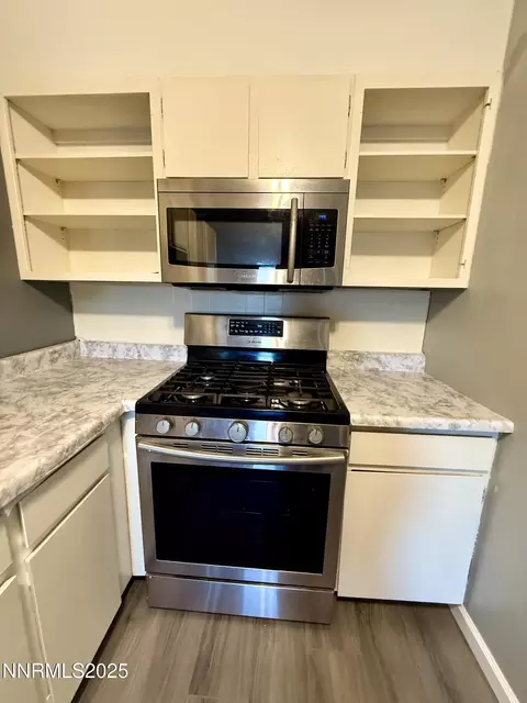 Kitchen - 540 Anthony Ln, Fallon, NV 89406 photo 2 of 2
