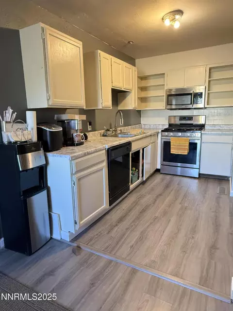 Kitchen - 540 Anthony Ln, Fallon, NV 89406 photo 1 of 2