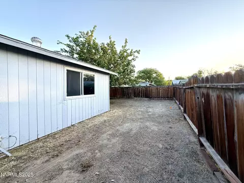 Exterior - 540 Anthony Ln, Fallon, NV 89406 photo 4 of 7