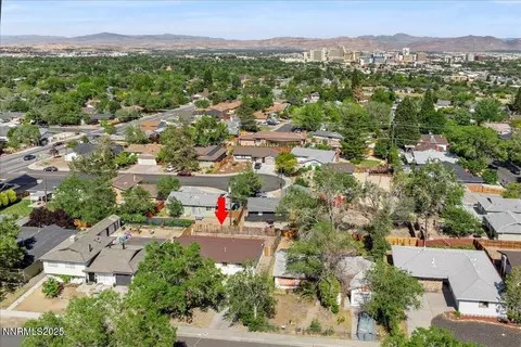 View/Area - 664 Beldon Way, Reno, NV 89503 photo 2 of 6