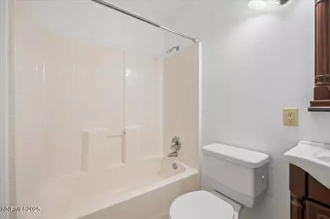 Bath - 664 Beldon Way, Reno, NV 89503 photo 2 of 3