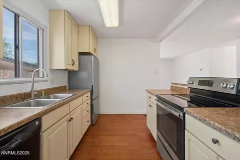 Kitchen - 664 Beldon Way, Reno, NV 89503 photo 5 of 5