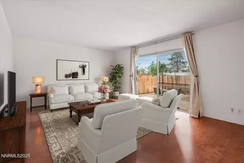 Living - 664 Beldon Way, Reno, NV 89503 photo 2 of 5