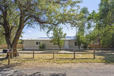 17820 Mockingbird Dr, Reno, NV 89508