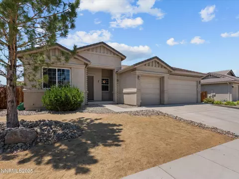 129 Maze Ave, Dayton, NV 89403