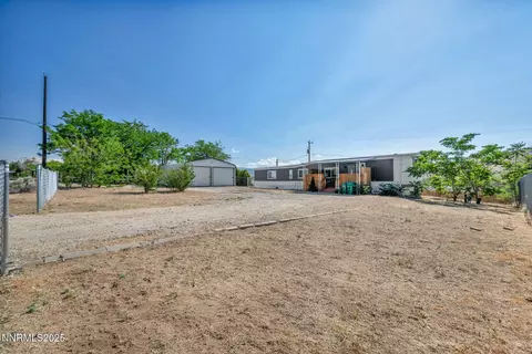 5225 Lupin Dr, Sun Valley, NV 89433