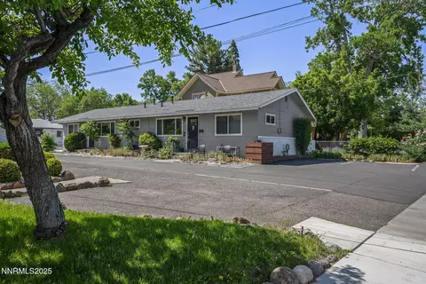 1227 Gordon Ave, Reno, NV 89509