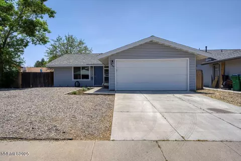 809 Glen Valley Dr, Sparks, NV 89434