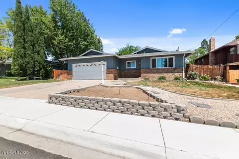 1975 Royal Dr, Reno, NV 89503