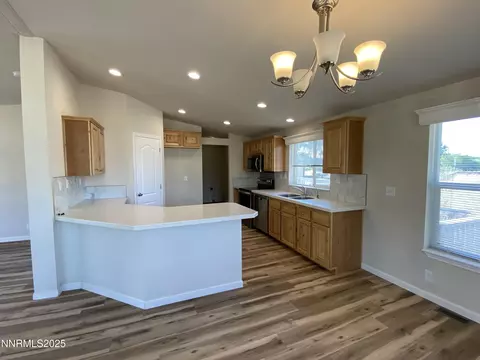 772 Ronald Way, Fallon, NV 89406 photo 4