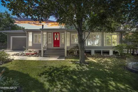15333 Kivett Ln, Reno, NV 89521