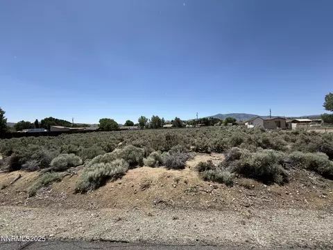 11870 Mistletoe St, Reno, NV 89506