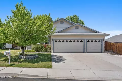 4755 Vista Mountain Dr, Sparks, NV 89436