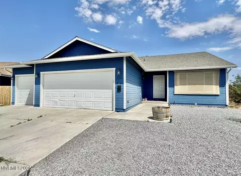 602 Tamsen Rd, Fernley, NV 89408