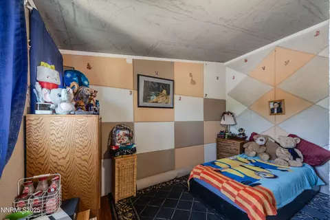 530 E 2nd Ave, Sun Valley, NV 89433 photo 23