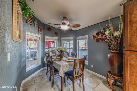 530 E 2nd Ave, Sun Valley, NV 89433 photo 17