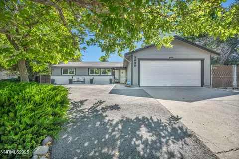 3690 Sleepy Hollow Dr, Reno, NV 89502