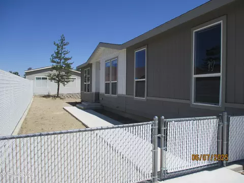 3467 Crown Royal Dr, Winnemucca, NV 89445