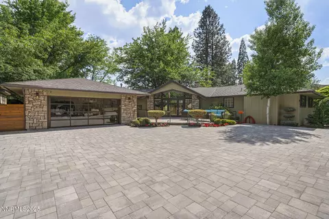 1180 Manzanita Ln, Reno, NV 89509