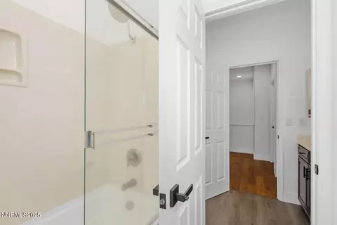 Bath - 11020 Colton Dr, Reno, NV 89521 photo 4 of 5