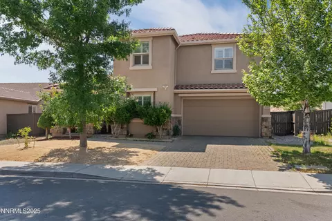7935 Opal Station Dr, Reno, NV 89506