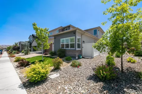 622 Braided Rope Dr, Reno, NV 89511