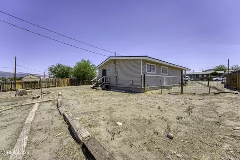 190 E Cedar St, Fernley, NV 89408 photo 29