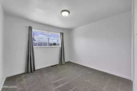190 E Cedar St, Fernley, NV 89408 photo 21