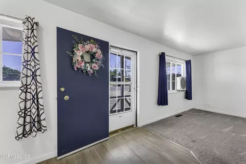 190 E Cedar St, Fernley, NV 89408 photo 7