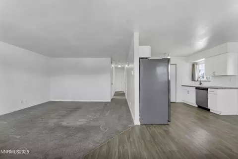 190 E Cedar St, Fernley, NV 89408 photo 8