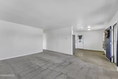 190 E Cedar St, Fernley, NV 89408 photo 12