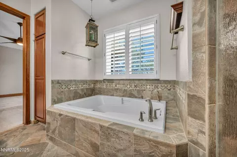 Bath - 4215 Wild Eagle Ter, Reno, NV 89511 photo 5 of 6