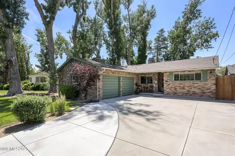 159 Circle Dr, Reno, NV 89509