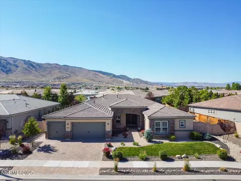 9740 Cardigan Bay Ln, Reno, NV 89521