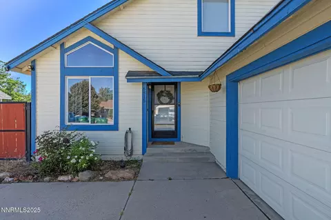6815 Sunkist Dr, Sparks, NV 89436