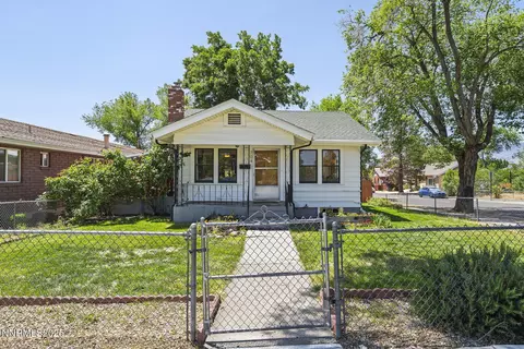 704 Roberts St, Reno, NV 89502