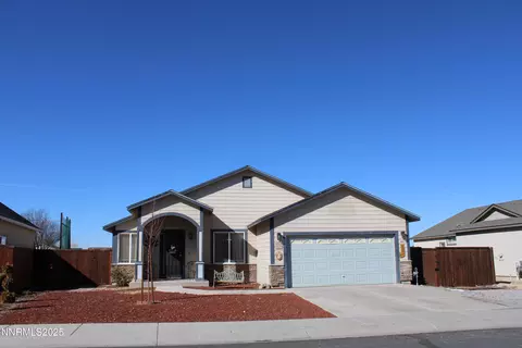 441 Dog Leg Dr, Fernley, NV 89408