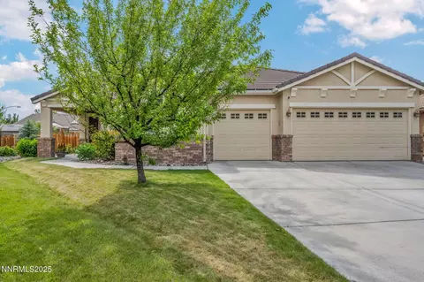 6469 Hale Bopp Ct, Sparks, NV 89436