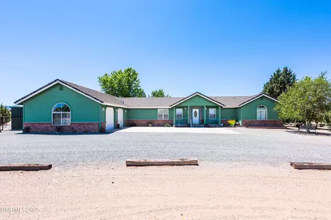 17 Grand View Ln, Smith Valley, NV 89444