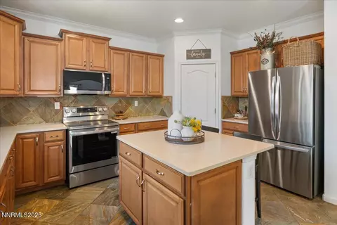 7470 Windswept Loop, Sparks, NV 89436 photo 18