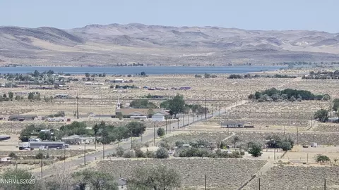 5600 Peek Ave, Silver Springs, NV 89429