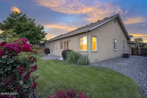 1131 Turnberry Dr, Sparks, NV 89436