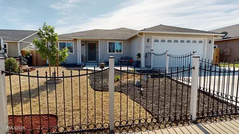 1819 Endeavor Ln, Fernley, NV 89408