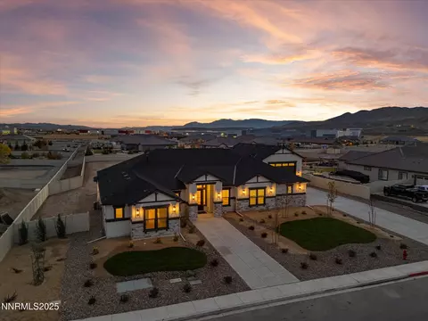 200 Pebble Creek Dr, Sparks, NV 89441